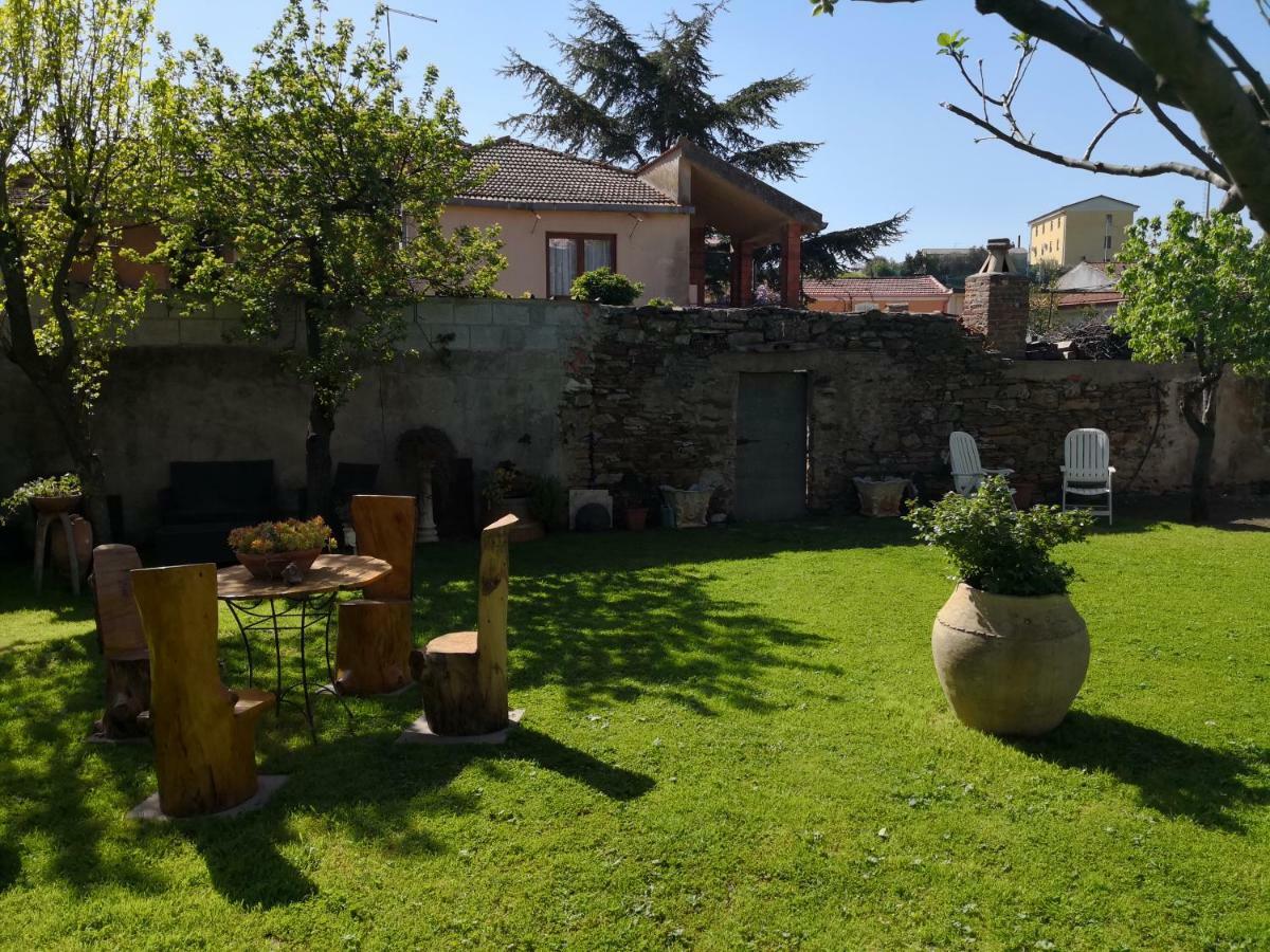 Zia Chiarina San Nicolo Gerrei Exterior foto